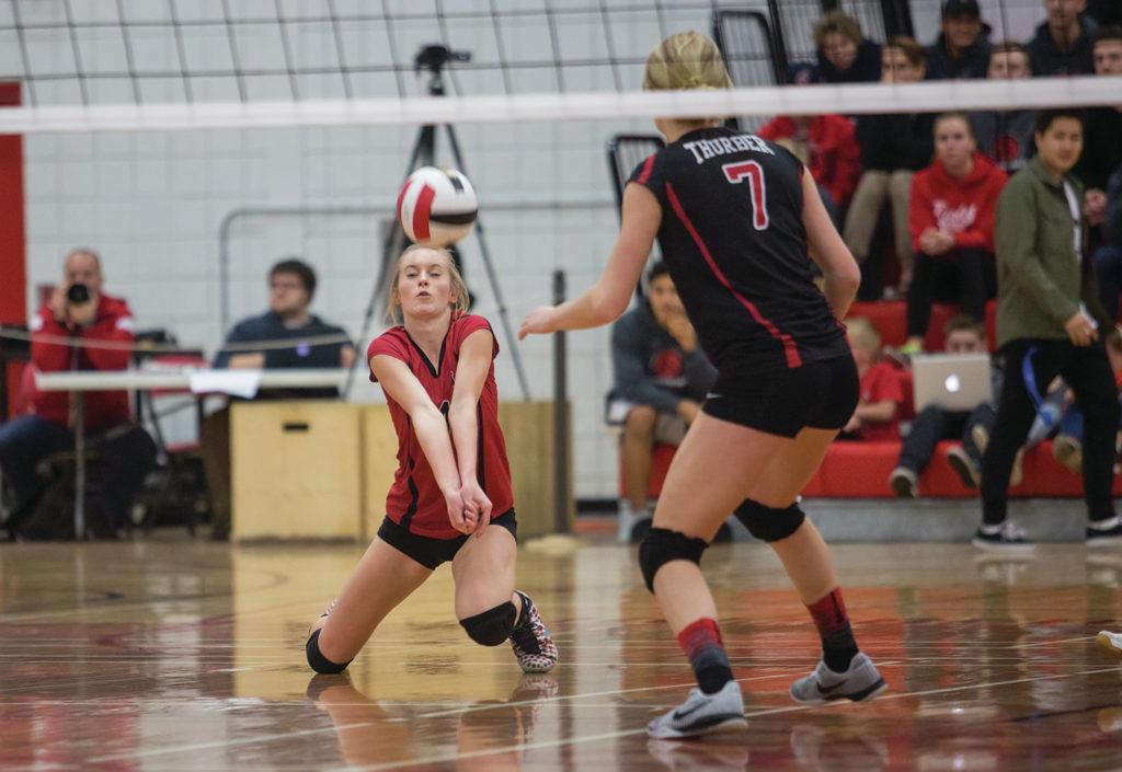 Lindsay Thurber volleyball squads bring home silver – Red Deer Express