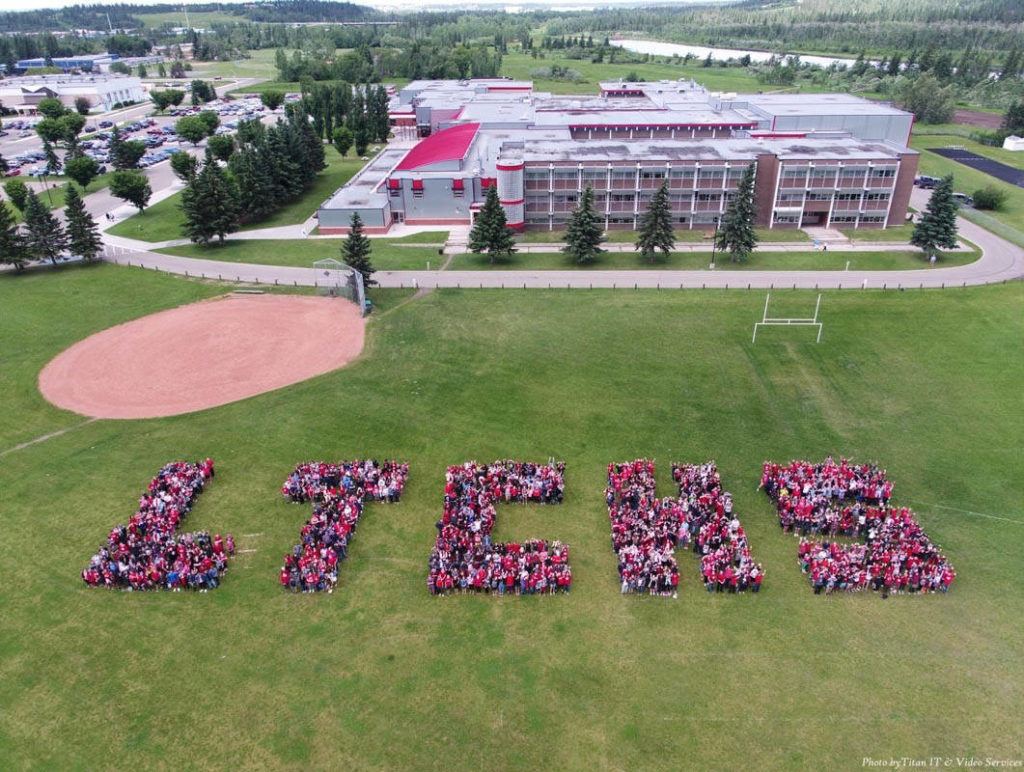 Lindsay Thurber High Schools Holds Multi Celebration Red Deer Express 8098